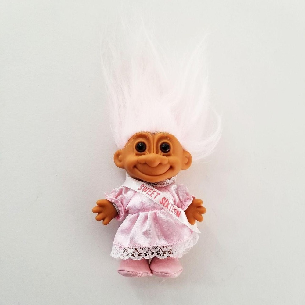 Russ Vintage Troll Doll Sweet Sixteen 5 in Kids Pink White